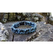 Paracord Fishtail karkötő - Fekete - Kék terep